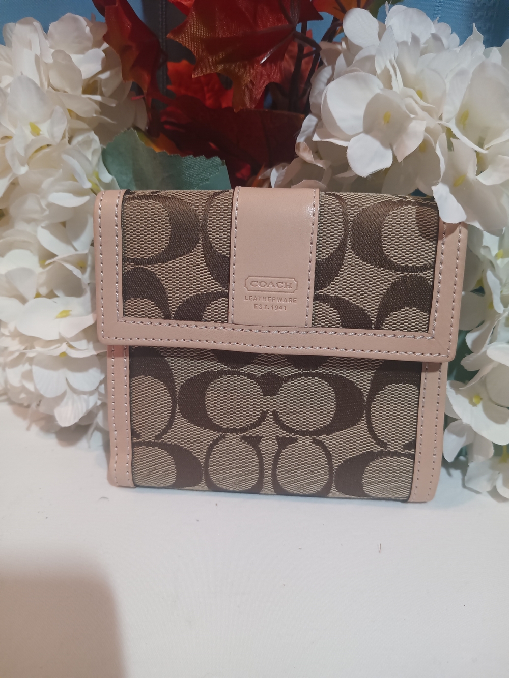 Coach Tan Trim Signature Canvas Wallet New
